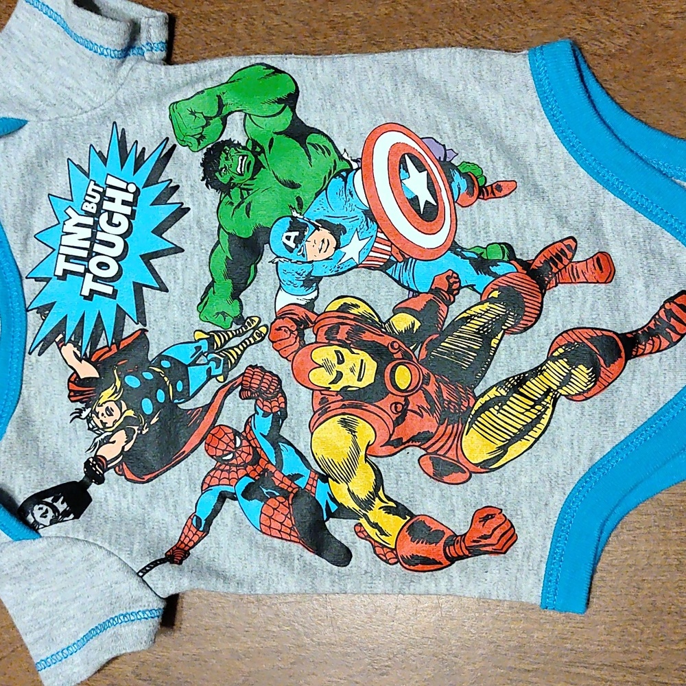 Onesie - Picture 2 of 4